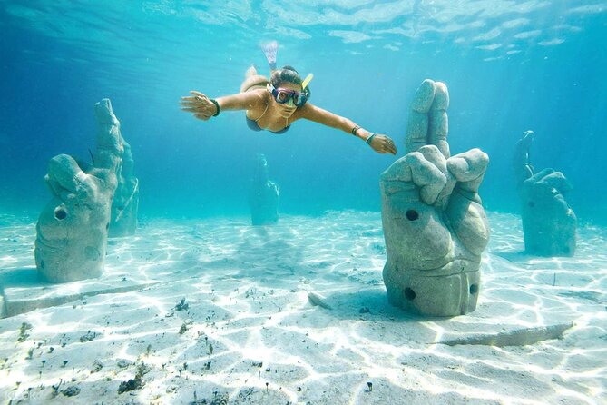 Snorkeling in Isla Mujeres and Underwater Museum - Stop 2: MUSA Underwater Museum, statues you can swim around
