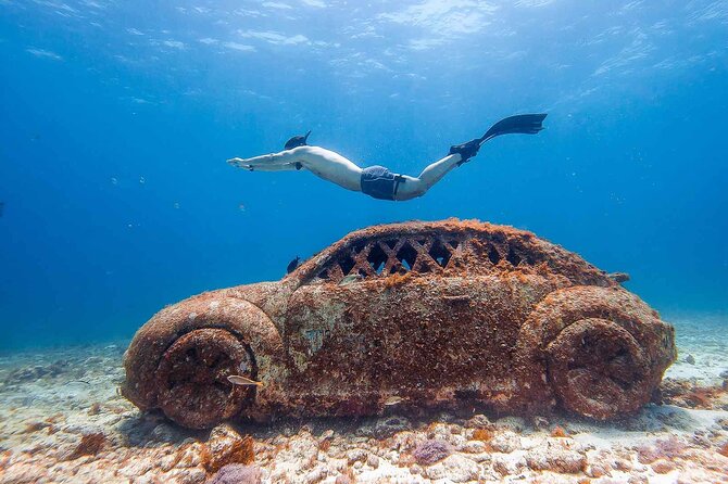 Snorkeling in Isla Mujeres and Underwater Museum - Stop 3: the beach club break and tikinxic roast fish