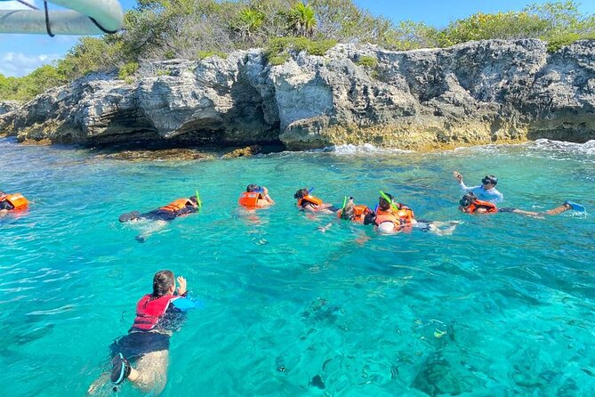 Snorkeling in Isla Mujeres and Underwater Museum - Getting started at Contoy Adventours, and how the timing feels