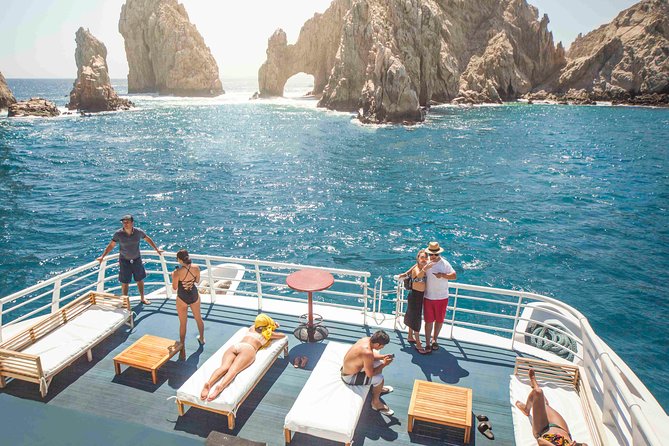 Snorkeling tour in Cabo San Lucas - El Arco Views: The Cabo Rock Formations Part of the Deal