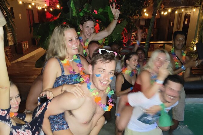 Social PubCrawl Playa del Carmen - Stop 2: Maui Hostel rooftop play garden, free shot and champagne challenge