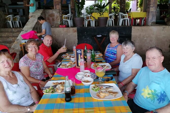 South Shore Private Sightseeing Cruise in Puerto Vallarta - Playa Las Animas: Beach Time, Lunch Options, and Optional Side Activities