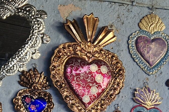 Street Art Tour With An Artist in Oaxaca - How the $43 price adds up in two hours