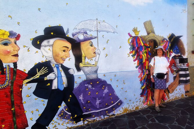 Street Art Tour With An Artist in Oaxaca - Stop 3: Barrio de Jalatlaco, where the murals do the talking