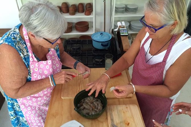 Street Food Cooking Class - Getting There at 9:00: Pickup Included, Village Drive Considerations