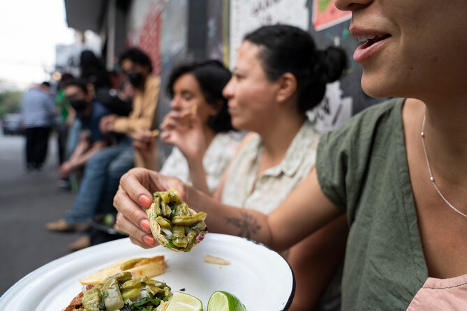 Street Food Tour with Friends - What you’ll actually eat and how the tastings are paced