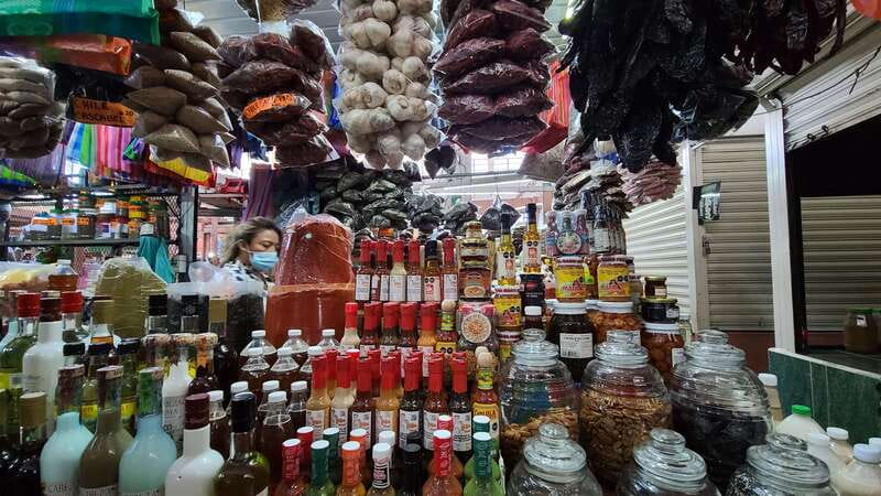 Street Food Walking Tour in Merida - What You’ll Taste: Yucatecan Classics and Street Favorites