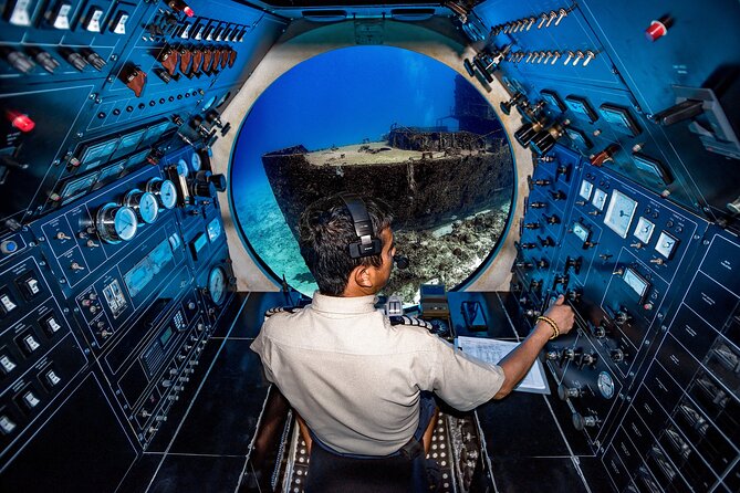 Submarine Atlantis Cozumel Adventure by Day & Sunset - Check-in at Atlantis Submarines Cozumel: the calm before the sub