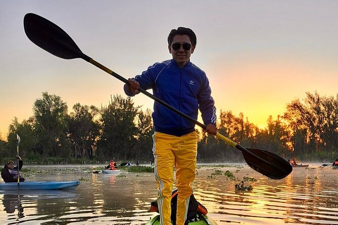 Sunrise Kayak Tour in Xochimilco - Kayaking before the crowds: calm water and how the kayak sharing works