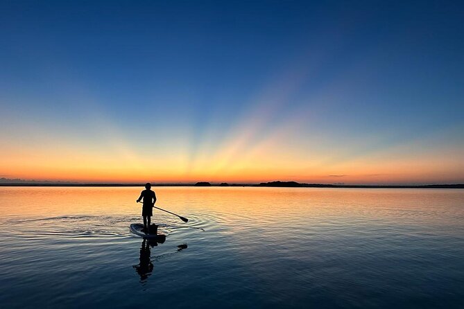 Sunrise on Paddleboard with breakfast in the lagoon of 7 colors - Sunrise Bacalar: why the Seven Colors lagoon hits differently at 6:00 am