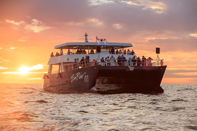 Sunset Dinner Cruise in Cabo San Lucas - The sailing route: from Cabo Arch to Land’s End sunset