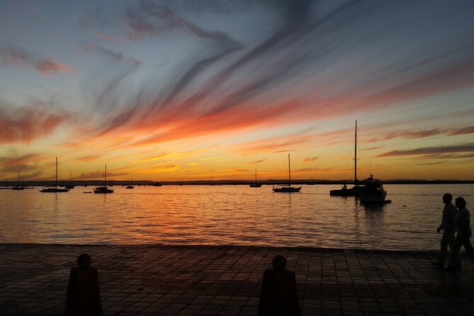 Sunset Dinner Show Cruise Tour in Cabo San Lucas - Key Highlights That Matter on This Cabo Cruise