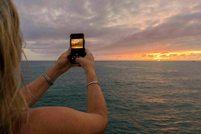 Sunset Mexican Dinner Cruise and Live Music in Cabo San Lucas - Fajitas Buffet Dinner: What’s Included, What’s Filling, and What to Expect