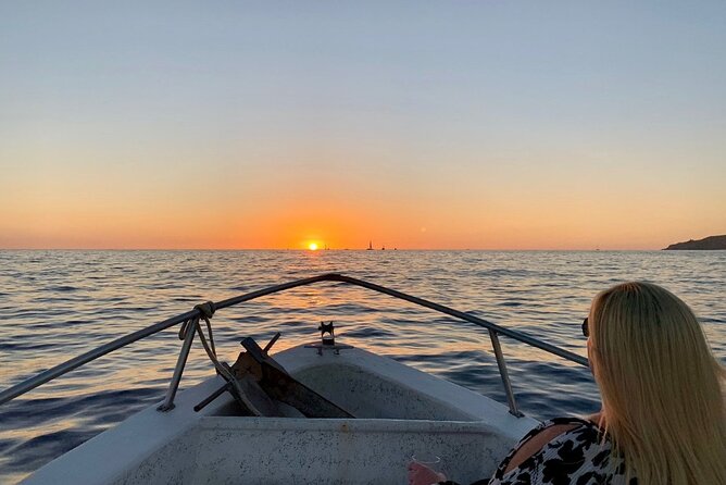 Sunset Whale Cruise in Cabo San Lucas - CaboTrek meeting point, getting on the boat smoothly