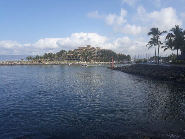 Surf lessons in Puerto Vallarta and Nayarit - Key Things to Know Before You Go