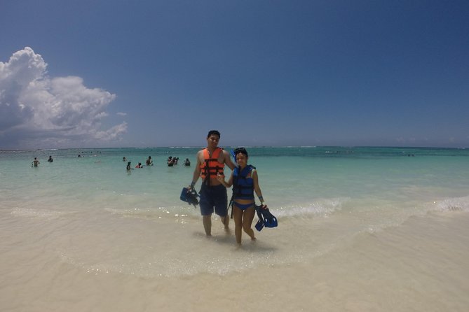 Swim with sea turtles - Gear, lockers, showers, and the small comforts that keep the day smooth