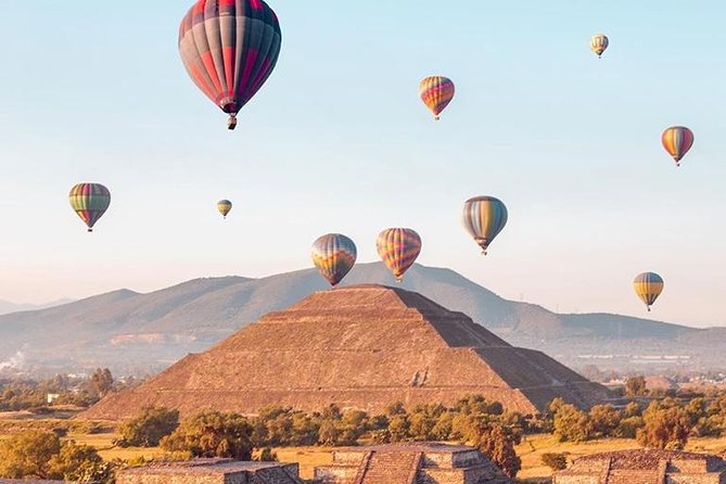 Teotihuacan Balloon ride + Transportation + Breakfast + Pyramids - Coffee Break and Toast: The Morning Ritual Before You Fly