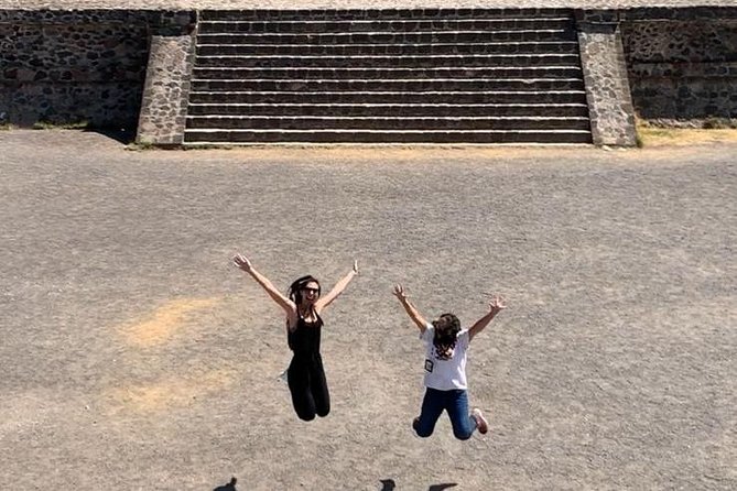 Teotihuacan Early Morning Tour: Avoid Crowds, & Expert Guide - Transportation, Group Size, and the “Small Group” Feel