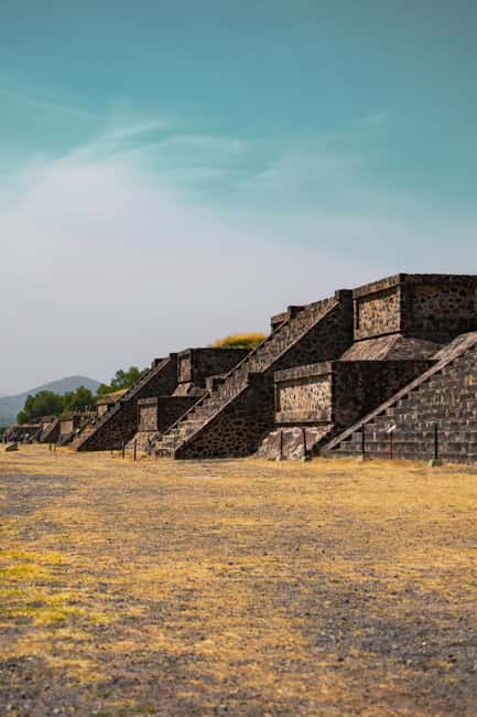Teotihuacan from Mexico City with early access - The bus ride, café break, and the rhythm of a half-day that works