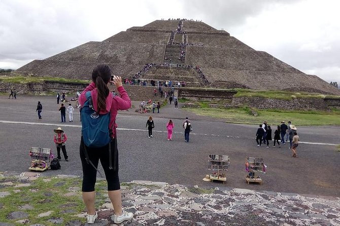 Teotihuacán Full Day Tour from Mexico City - Meeting at Teotihuacán en Bici: registration and first impressions