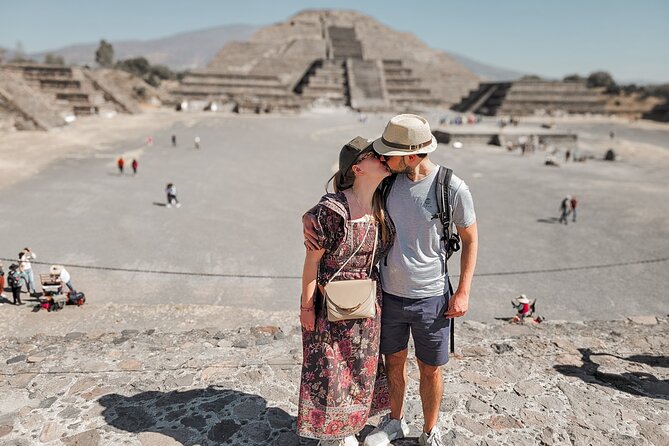 Teotihuacan Private Tour from Mexico City - Calzada de los Muertos and mural compounds: what to look for