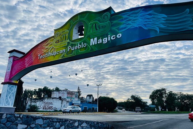 Teotihuacan Pyramid and Basilica Day Tour from CDMX - Basilica of Guadalupe: a major sanctuary with a story-led visit