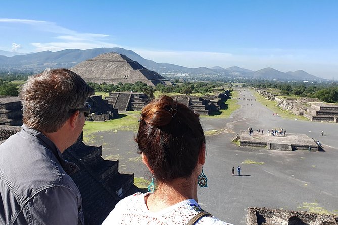Teotihuacan pyramids morning or afternoon without tourist traps - What to bring: sun, steps, and toilet paper