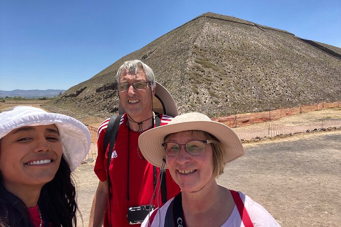 Teotihuacan Pyramids Morning Tour With Me, Angela! - Mid-morning coffee and the local lunch stop you will actually use