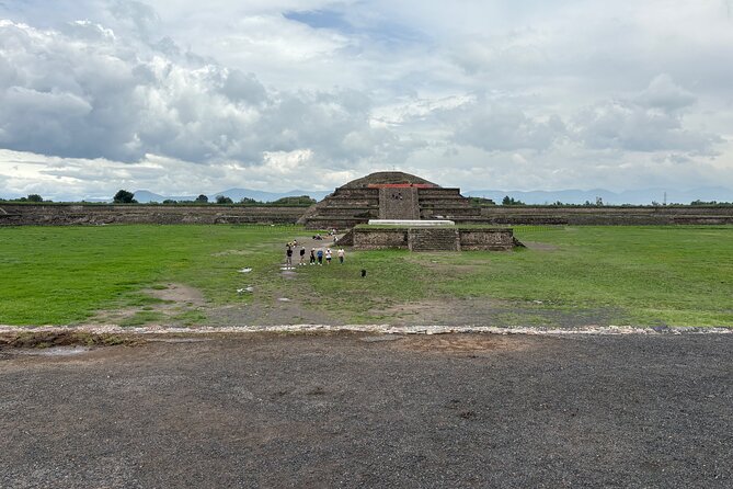 Teotihuacan Pyramids VIP Tour without Commercial Stops - Transportation: comfortable vans, careful drivers, and real-world timing