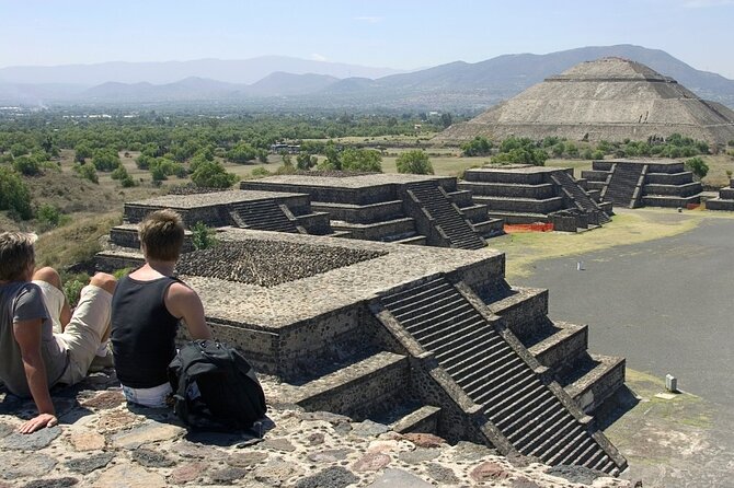 Teotihuacan, Shrine of Guadalupe & Tlatelolco - Guides make or break this kind of long day