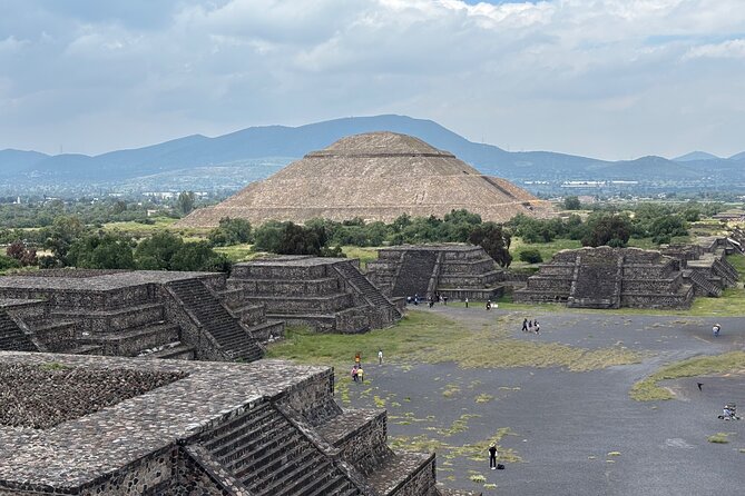 Teotihuacan without obligatory stops. No shops or restaurants. - The guides: what makes a Teotihuacan explanation click