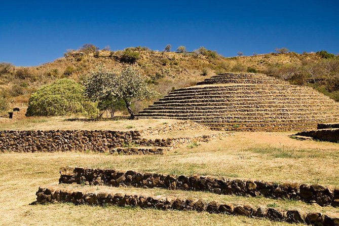 The Fire TOUR - Pyramids, Volcanoes, Agaves & Tequila - Fire TOUR from Guadalajara: what makes this day trip work