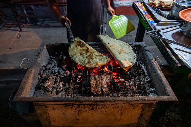 The Late Shift: Tasting Oaxaca, by Night - Guide-led culture: what you’ll learn from stops like these