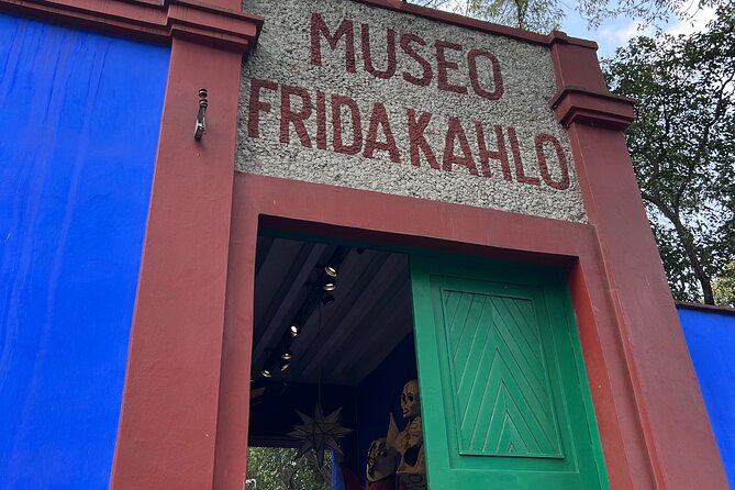 Ticket Museum Frida Kahlo and tasting in Coyoacan Market - Casa de Cultura Jesús Reyes Heroles: your Coyoacán orientation walk