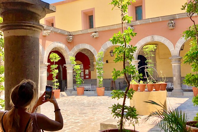 Tlaquepaque and Tonala Private Full-Day Tour - Lunch choices: Casa Luna or a market-style meal