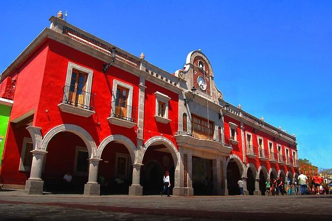 Tonalá and Tlaquepaque Tour: Private Mexican Pottery Experience - Churches and architecture stops: why they matter in a pottery tour