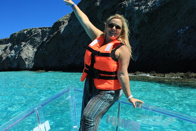 Tour to Arch in the only Clear Boat in Cabo Cruise Hotel PICKUP! - What to Pack for a Clear Boat Day (So You Stay Comfortable)