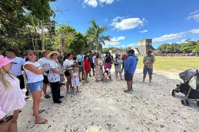 Tour to Chichen Itza-Tickets, food and cenote - Chichen Itza with tickets, sunshade, and real guidance