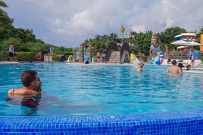 Tour to Cozumel by Catamaran with Snorkeling and Buffet Lunch - El Cielo Starfish Sanctuary, The Photo Stop With Rules