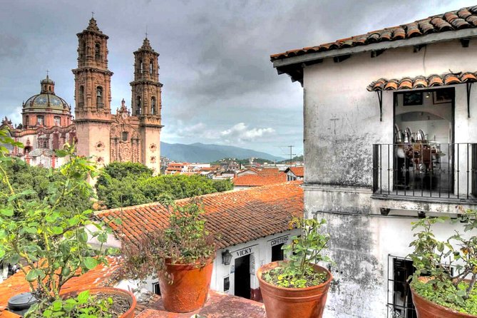 Tour to Taxco and Cuernavaca - Your Cuernavaca-to-Taxco Rhythm: Cathedral, Fruits, and Walking Time