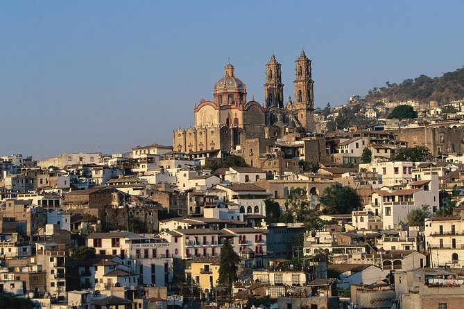 Tour to Taxco and Cuernavaca - Taxco Arrival: Colonial Streets and the Silver-Scene Reality