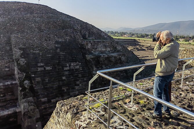 Tour to Teotihuacan from CDMX with entrances included - Palacio de Tetitla: Murals in Great Condition