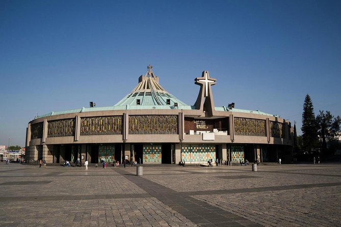 Tour to the Pyramids of Teotihuacán and Basilica of Guadalupe - Stop 1, Teotihuacán: 2 hours among the pyramids