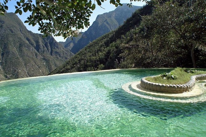 Tour to the Tolantongo Caves, starting from Querétaro - Guides and real-world help: what to expect from Alfredo, Josue, Carlos, and Enrique