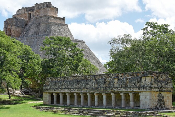 Tour to Uxmal Kabah and Chocolate Museum from Mérida - From Mérida pickup to the Puuc ruins drive