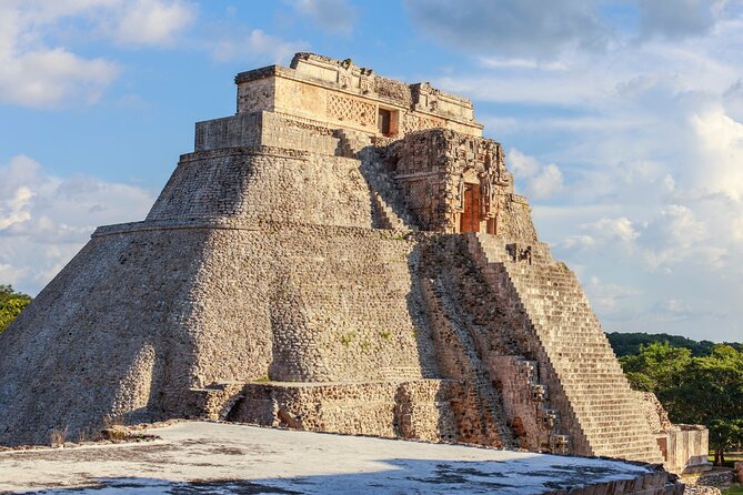 Tour to Uxmal Kabah and Chocolate Museum from Mérida - The bilingual van day: names, timing, and comfort reality