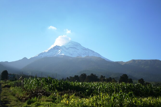 Trekking Through The Volcanoes - Why this Iztaccihuatl and Popocatépetl trek feels like the real deal