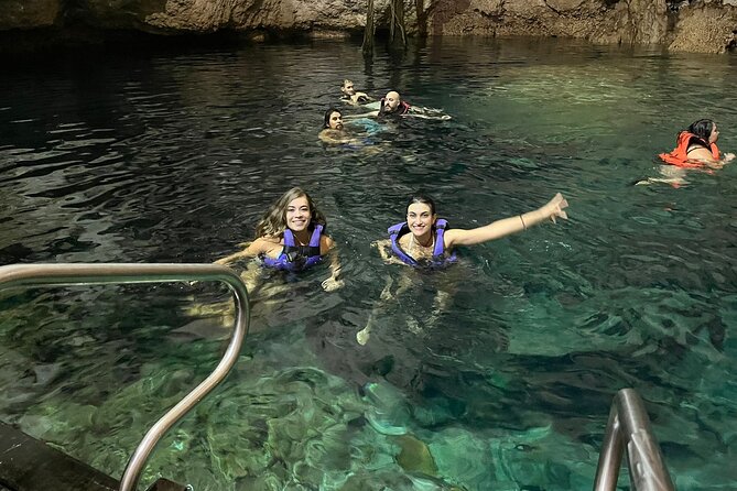 TULUM 4x1 : Archaeological Site, Cenote, 5th Avenue and lunch - Tulum 4x1 is really four stops plus smart timing