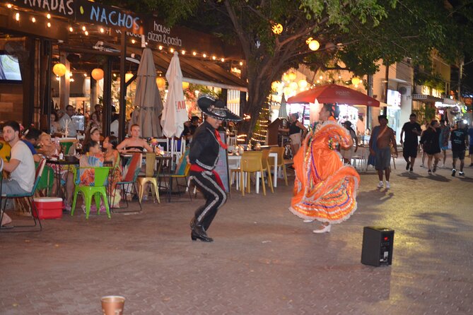 TULUM 4x1 : Archaeological Site, Cenote, 5th Avenue and lunch - Guides make or break the day, especially for Tulum and Cobá