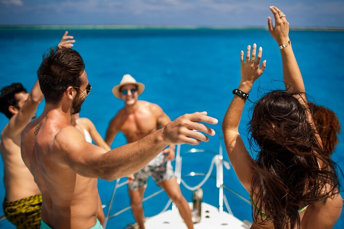 Tulum Luxury Escape – 4h All Inclusive on 43' Private Yacht - Snorkel Gear and Paddleboards: More Than One Way to Play